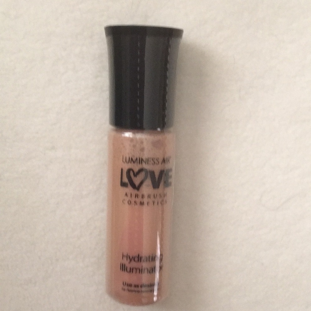Luminess Air LOVE Hydrating Illuminator